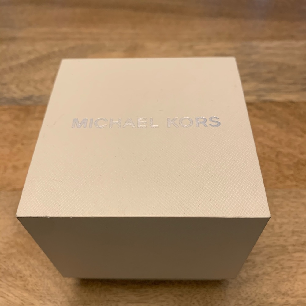 Michael Kors Watch Box